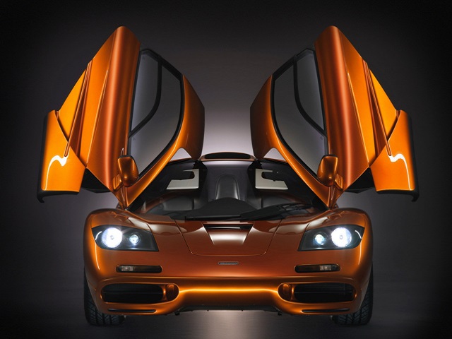 Ô tô - Xe máy - Ngắm huyền thoại McLaren F1 "đẹp không tì vết"