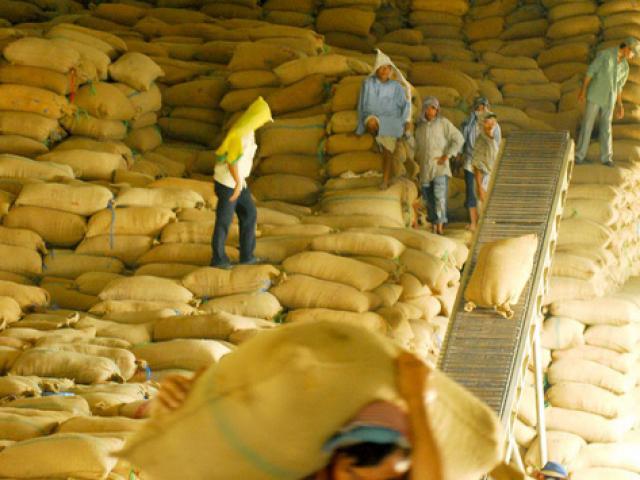 Thị trường - Tiêu dùng - Trung Quốc kiểm soát ngặt gạo Việt Nam