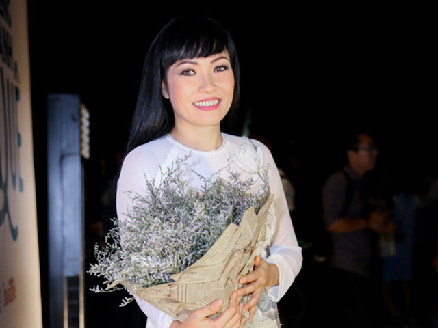 Ca nhạc - MTV - Phương Thanh thấy mình trẻ đẹp ở tuổi 43