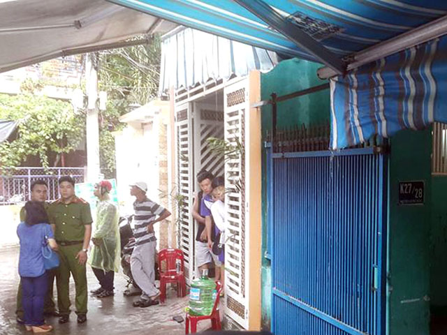Pháp luật - Người con chết lặng khi nhìn thấy bố mẹ chết trong nhà