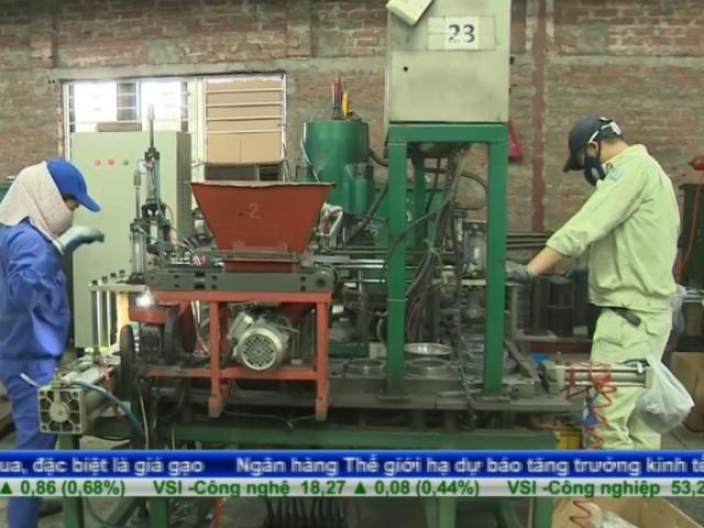 Thị trường - Tiêu dùng - DN phải tiếp đón nhiều đoàn thanh kiểm tra mỗi năm