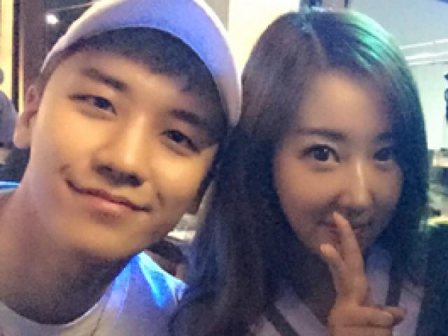 Ca nhạc - MTV - Seungri (Big Bang): "Đừng công kích cô gái chụp ảnh với tôi"