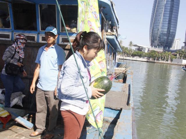 Tin tức trong ngày - Bí thư Đà Nẵng gửi thư cho gia đình nạn nhân vụ chìm tàu