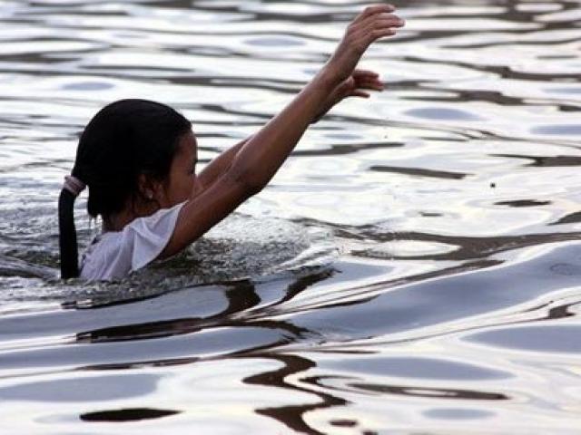 Tin tức trong ngày - "Ngành giáo dục không đủ kinh phí dạy trẻ tập bơi"?