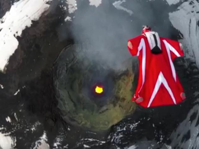 Phi thường - kỳ quặc - Video: Nữ "người chim" bay qua núi lửa đang hoạt động