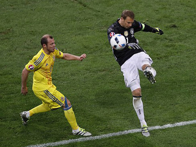 Bóng đá - Chi tiết Đức – Ukraine: Schweinsteiger ghi bàn "kết liễu" (KT)