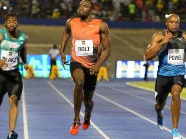 Thể thao - Usain Bolt bị vấp, suýt ngã vẫn cho đối thủ "hít khói"