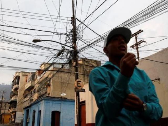 Thế giới - Công chức Venezuela không còn phải ngồi chơi 5 ngày/tuần