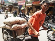 Tin tức trong ngày - Ảnh: Người lao động quay cuồng trong “chảo lửa” Hà Nội