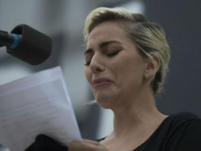 Lady Gaga khóc sưng mắt vì vụ xả súng ở hộp đêm đồng tính