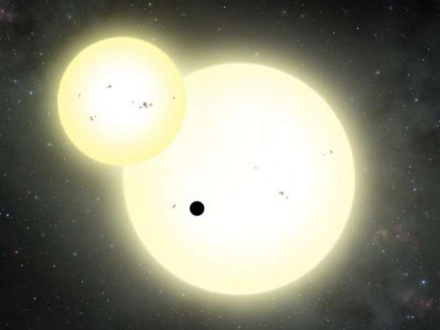 Thế giới - Phát hiện hành tinh "khủng" có 2 mặt trời