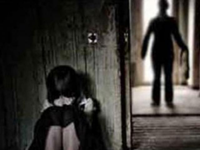 Pháp luật - Một bé gái trong vụ "tố thầy giáo dâm ô" bất ngờ tử vong