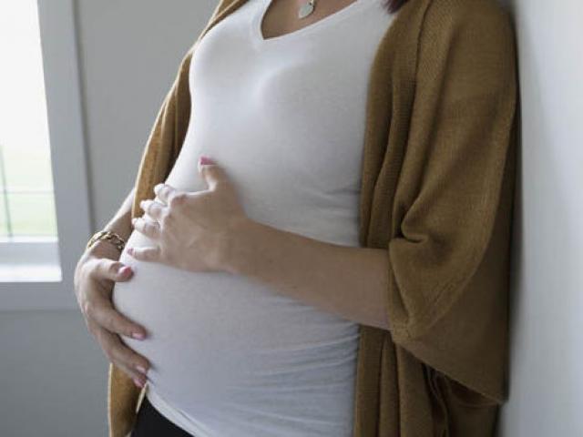 Sức khỏe đời sống - Anh: Bà mẹ bất lực nhìn 17 đứa con lần lượt bị "bắt" đi