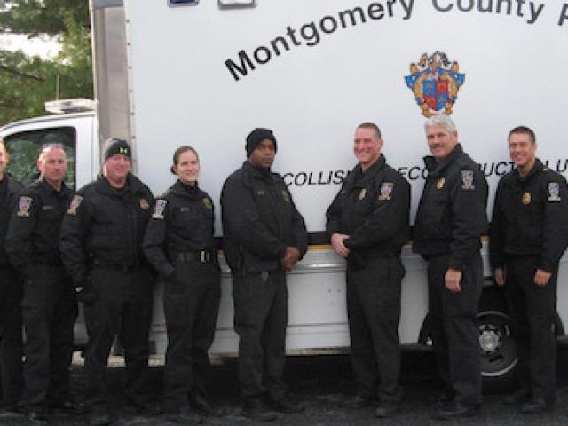 Thế giới - Mỹ: Dụ tội phạm tình dục, cảnh sát bắt đúng đồng nghiệp