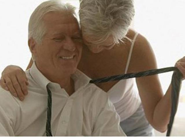 Sức khỏe đời sống - Chuyện của ông bà U 70 đi khám “sinh lý”