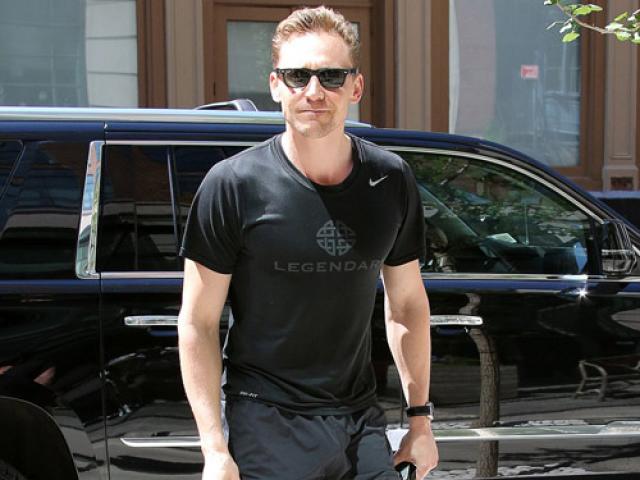 Ca nhạc - MTV - Tom Hiddleston thừa nhận chuyện yêu Taylor Swift