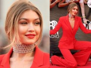 Người mẫu - Hoa hậu - Gigi Hadid mặc áo khoét sâu, quần xẻ tà trên thảm đỏ