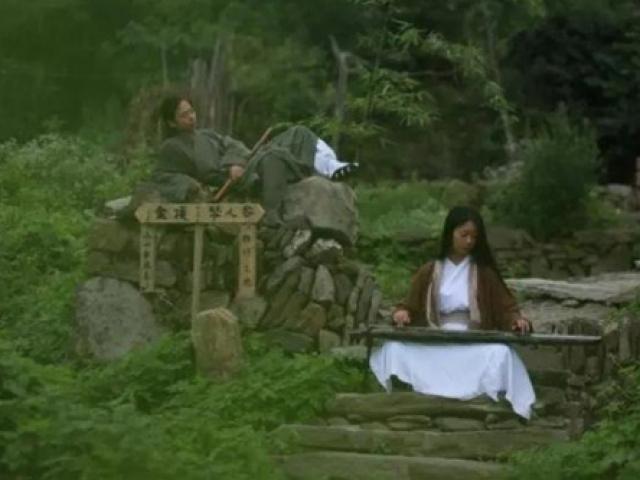 Bạn trẻ - Cuộc sống - Vợ chồng trẻ sống ẩn dật trên núi như phim kiếm hiệp