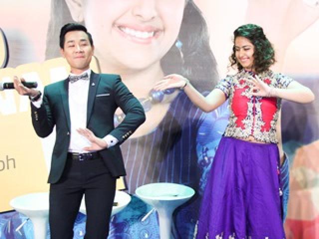 Phim - "Cô dâu 8 tuổi" dạy fan Việt điệu nhảy Ấn Độ