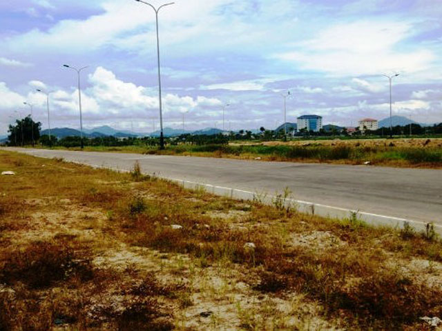 Pháp luật - Siết cổ đôi nam nữ đang tâm sự để cướp tài sản