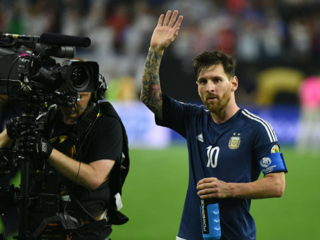 Messi từ giã ĐT Argentina: Tất cả đều trúng kế Leo?