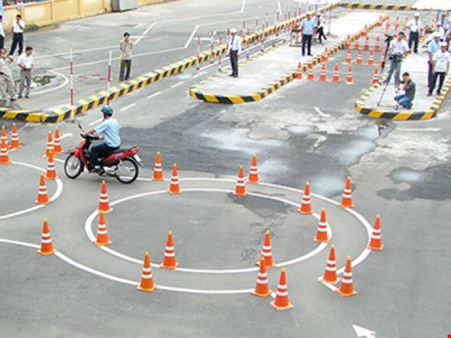 Thị trường - Tiêu dùng - Lên đời giấy phép con thành nghị định