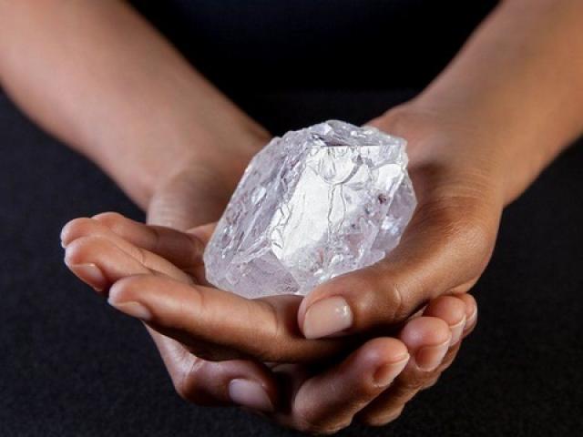 Tài chính - Bất động sản - Vì sao gần đây hay tìm được kim cương "khủng"?