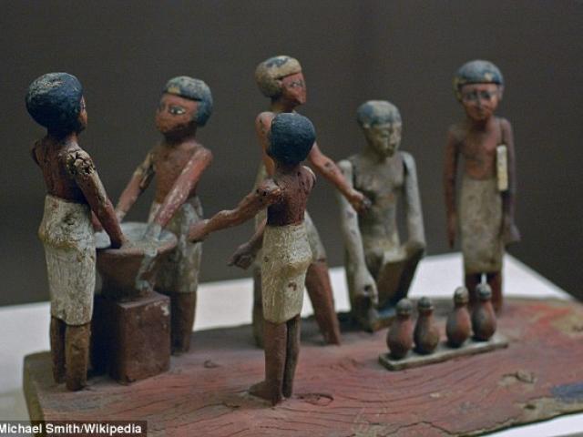 Thế giới - 5.000 năm trước, con người đã dùng bia để trả công