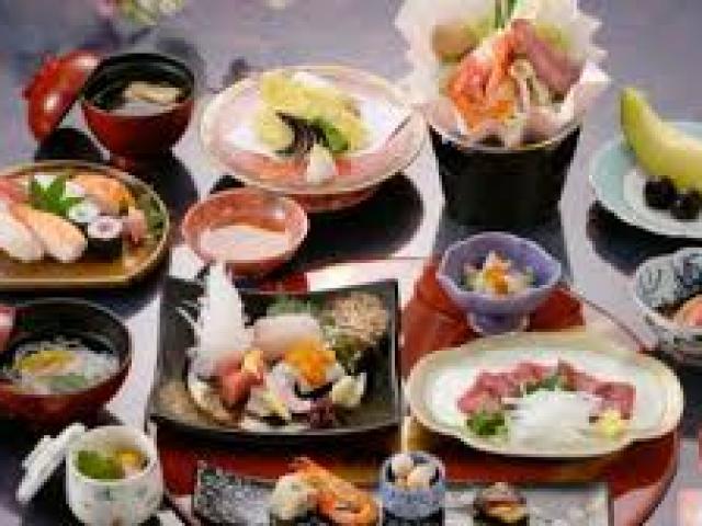 Sức khỏe đời sống - 6 thói quen ăn uống giúp người Nhật "trẻ dai, sống lâu"