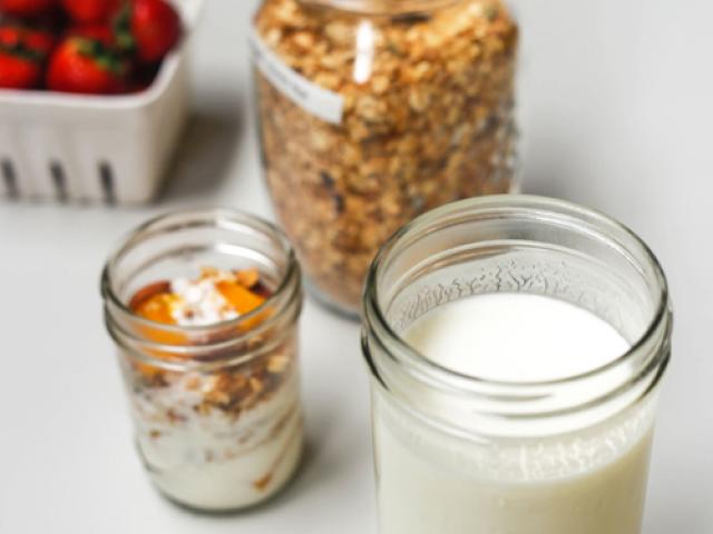 Ẩm thực - Tự làm sữa chua vani ngọt lịm hấp dẫn