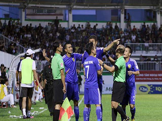 Bóng đá - Báo động ‘văn hóa chửi’ ở thượng tầng bóng đá VN