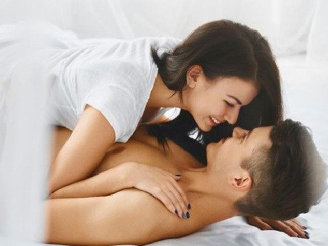 Bạn trẻ - Cuộc sống - Vỡ mộng với những pha cố làm mới mẻ "chuyện ấy"