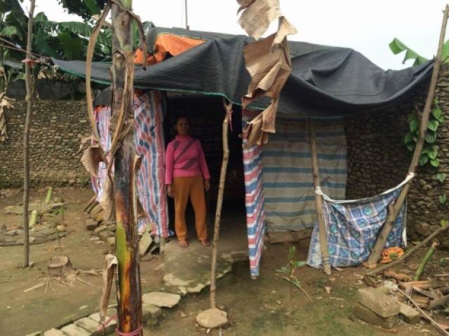 Tin tức trong ngày - Nhà nhiễm điện dân ở chuồng trâu: Sổ đỏ thành giấy vụn