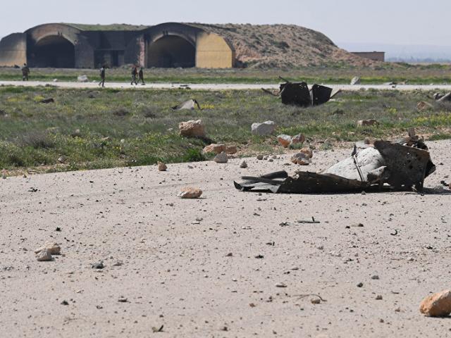 Thế giới - Mỹ: "Mưa tên lửa" Tomahawk phá hủy 92 chiến đấu cơ Syria