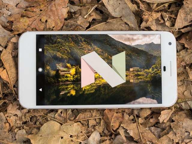 Thời trang Hi-tech - Google chi 880 triệu USD để sản xuất màn hình OLED cho Pixel 2