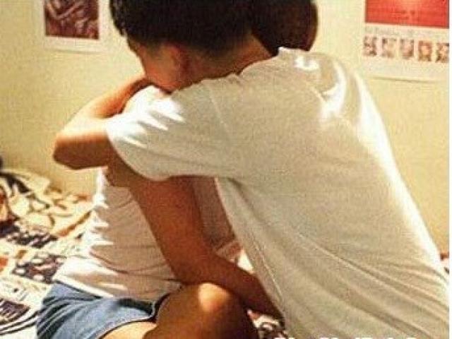 Pháp luật - Người dân bắt giữ thanh niên giao cấu trẻ em