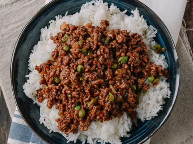 Ẩm thực - Vét sạch nồi cơm với bò băm sốt tương ngon quên sầu