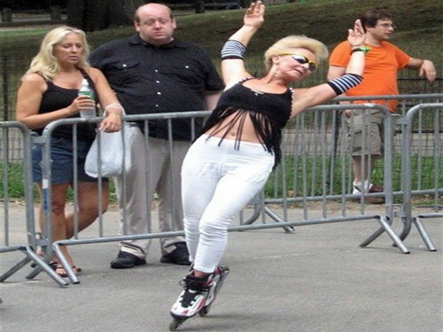 Tranh vui - Ủ uôi, già nhưng mà... "đậm đà" lắm đó nha!