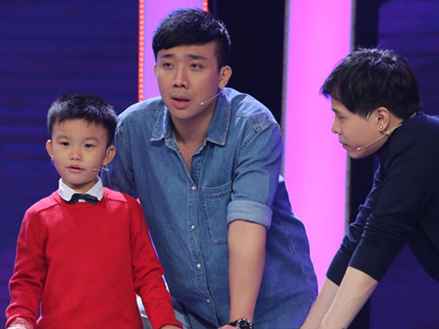 Ca nhạc - MTV - Trấn Thành "phục sát đất" cậu bé 4 tuổi "cái gì cũng biết"