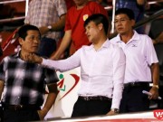 Bóng đá - Công Vinh làm giải V-League thêm rối