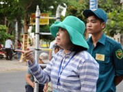 Tin tức trong ngày - Nữ chủ tịch phường bị “dọa” khi dẹp loạn vỉa hè