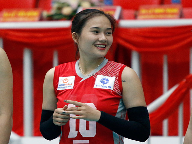 Thể thao - Bóng chuyền: Người đẹp Linh Chi "gây sốt" đấu Vân Nam