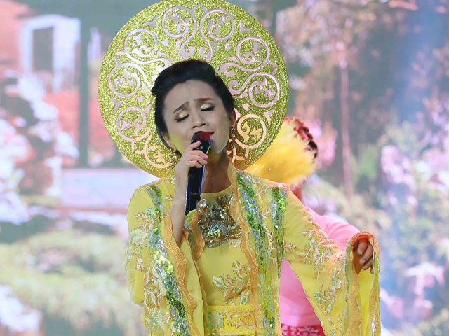 Ca nhạc - MTV - Con gái Chế Linh gây tiếc nuối vì sa sút phong độ trước giờ G