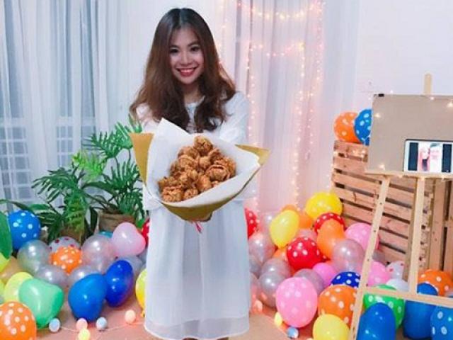 Bạn trẻ - Cuộc sống - Tặng bạn gái “bó hoa” 15 chiếc đùi gà kỷ niệm tình yêu
