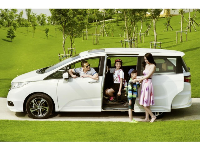 Tư vấn - Chính thức bác tin đồn nâng phí trước bạ ô tô lên 50%