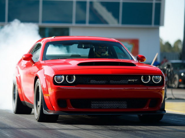 Tư vấn - Dodge Challenger SRT Demon: "Quỷ dữ" 840 mã lực