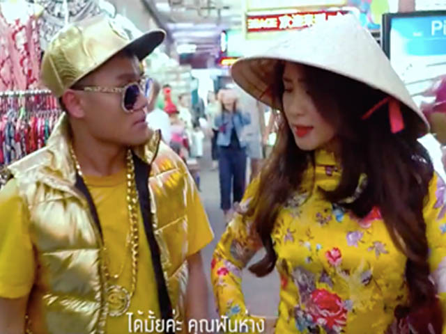 Ca nhạc - MTV - Sốc khi nghe bạn gái cũ Công Phượng hát tiếng Thái