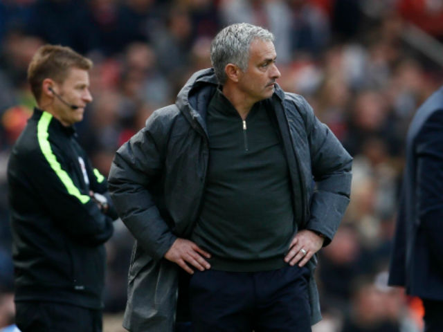 Bóng đá - Tin HOT bóng đá tối 1/5: Ibra mở tiệc chia tay MU