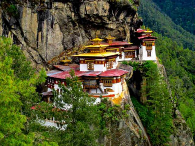 Du lịch - Có gì "hot" tại quốc gia hạnh phúc nhất thế giới?