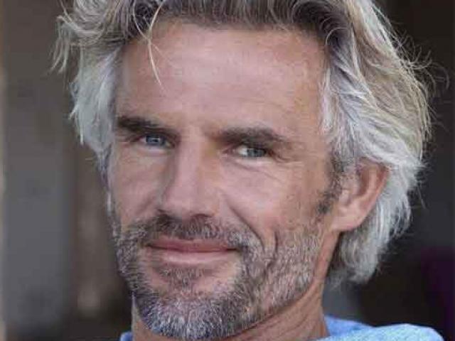 Bí quyết làm đẹp - Những anh già cực bảnh và chất chơi nhờ "tóc xịn"